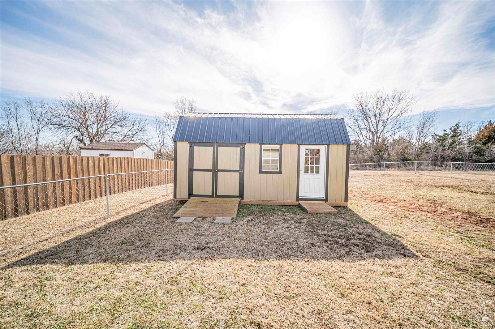 2025 Thompson Drive, Junction City, KS 66441