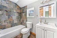 304 Baldwin Avenue, Niles, OH 44446