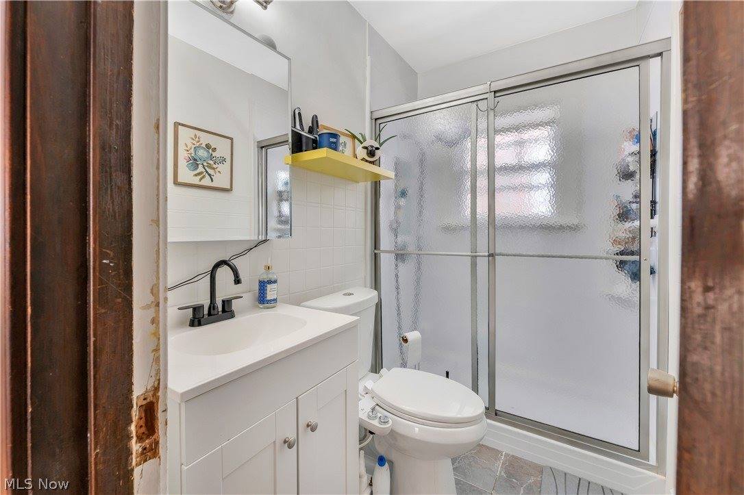 127 Roslyn Drive, Youngstown, OH 44505