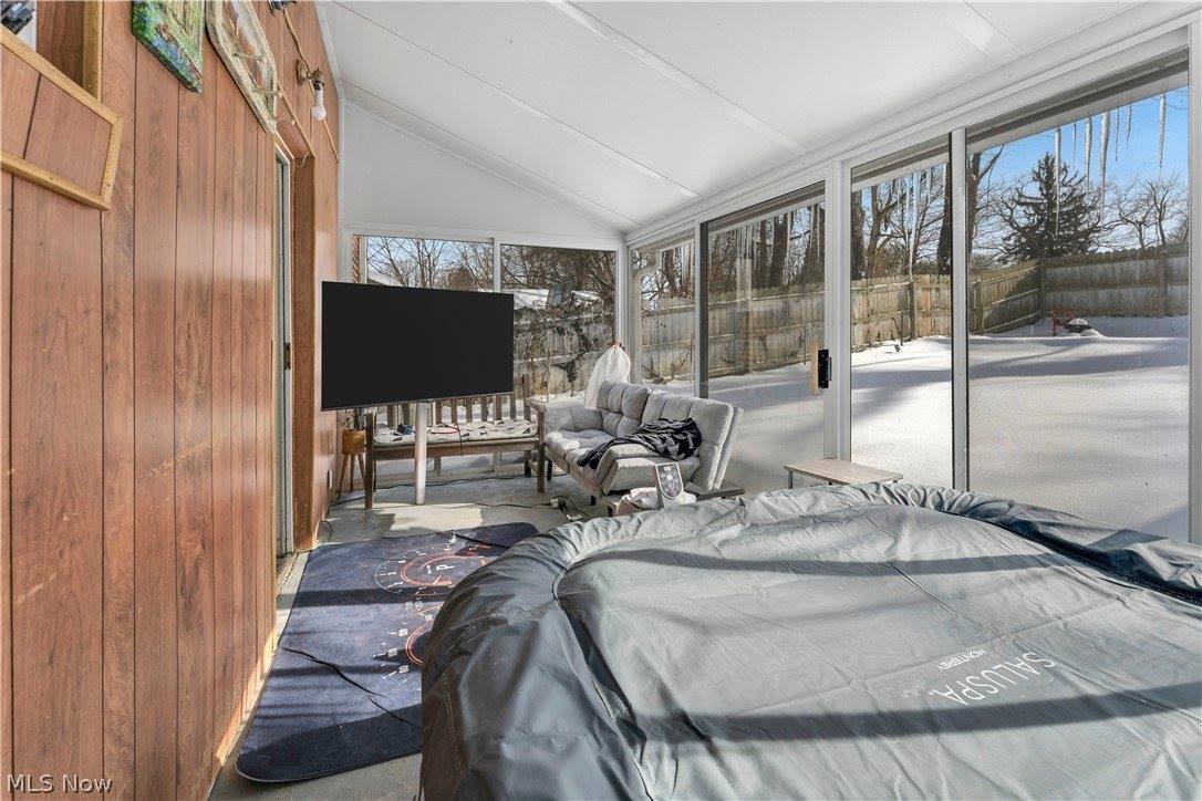 127 Roslyn Drive, Youngstown, OH 44505