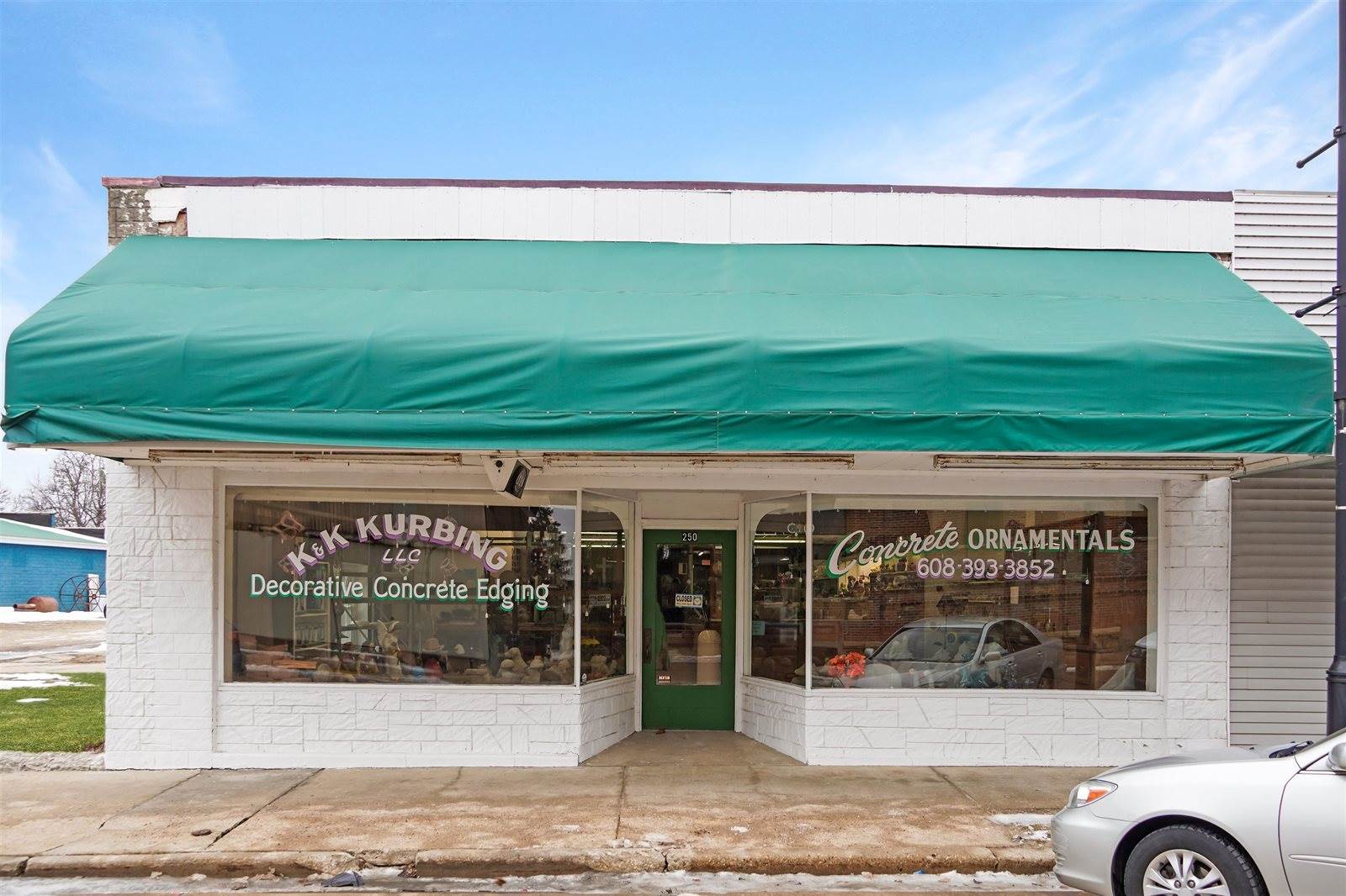 250 West Court, Richland Center, WI 53581