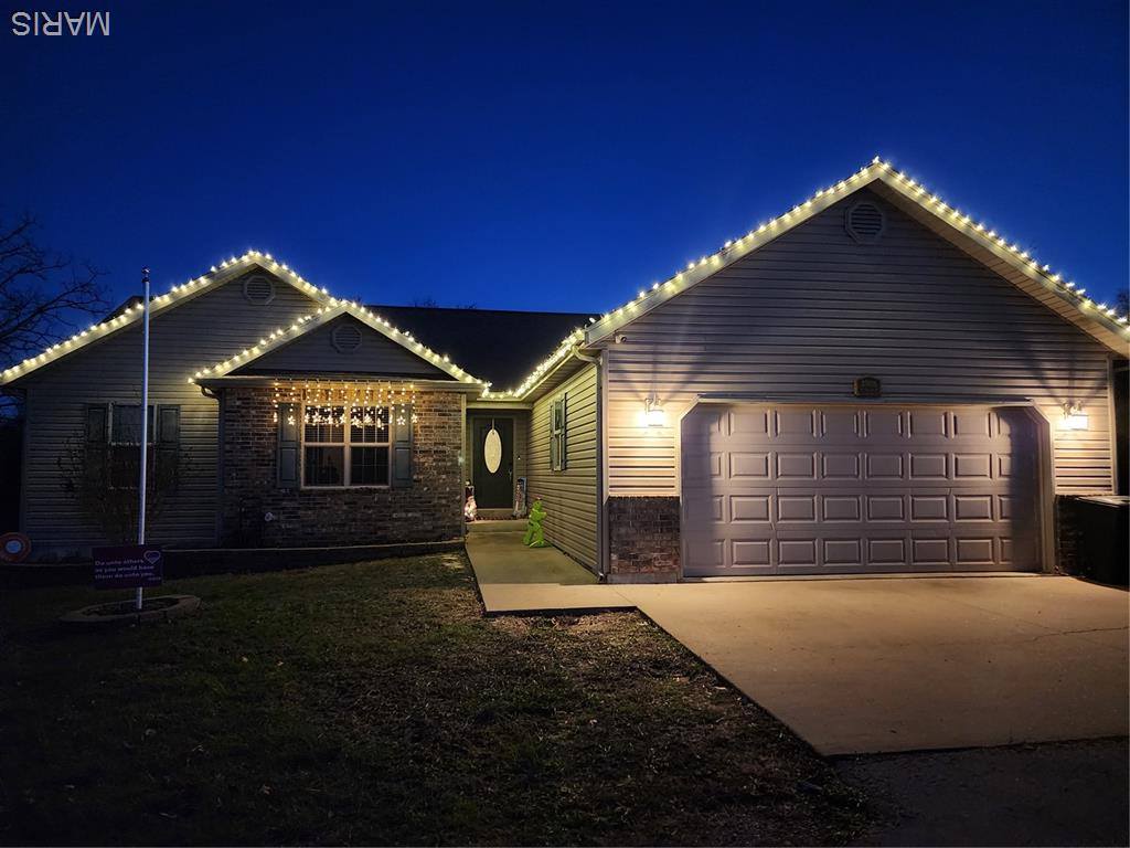 23606 Restore Rd, Waynesville, MO 65583