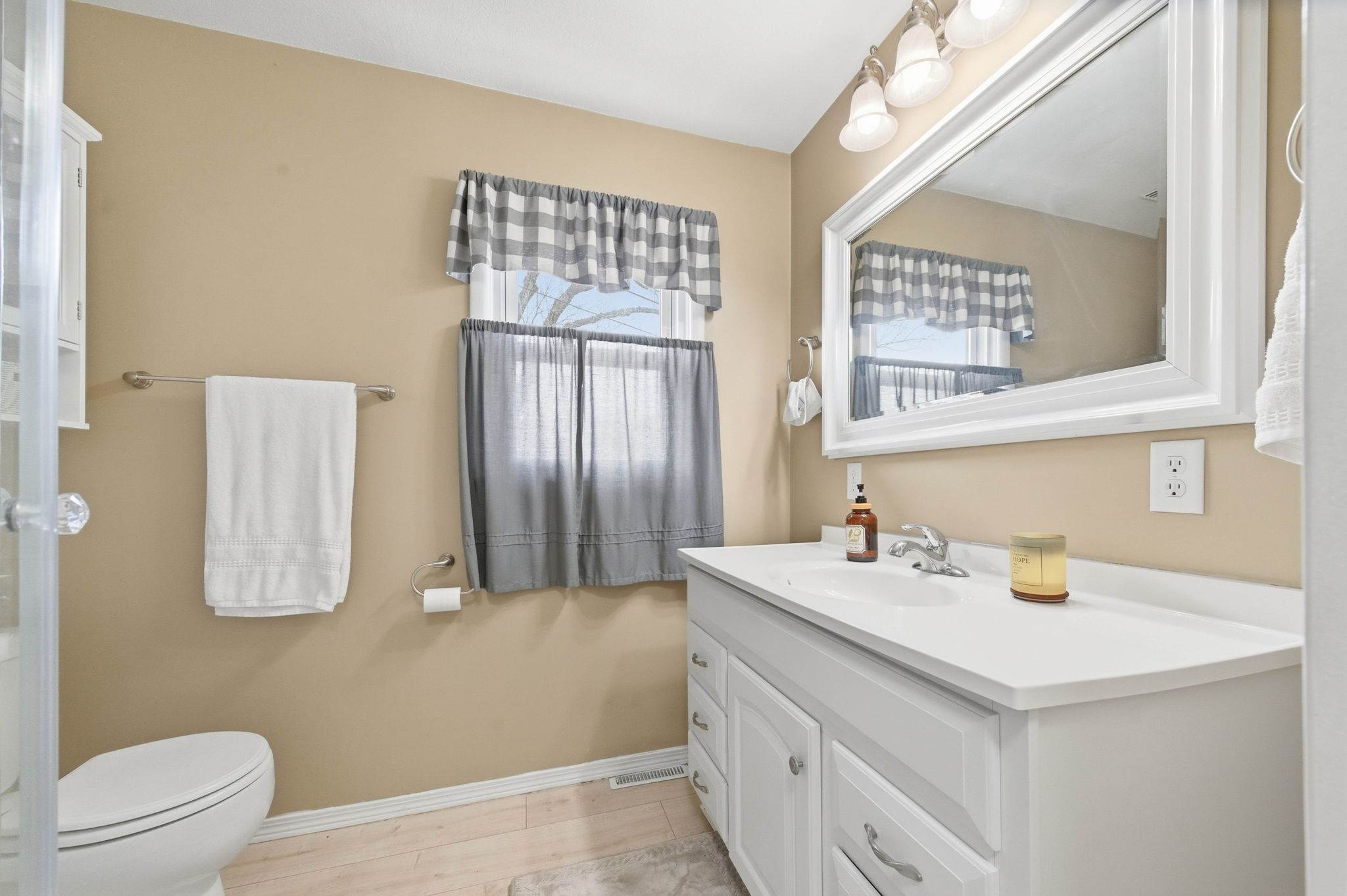 421 Epp St, Andover, KS 67002