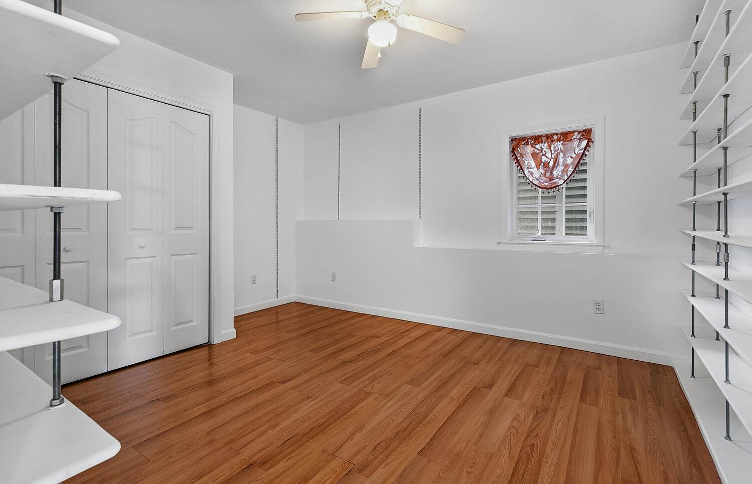 78 High Point Place, Bradley, ME 04411