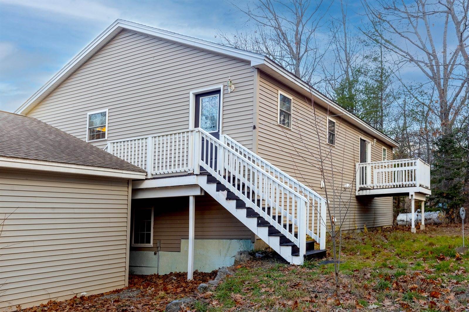 78 High Point Place, Bradley, ME 04411