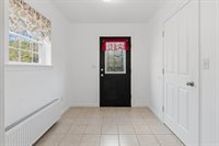 78 High Point Place, Bradley, ME 04411