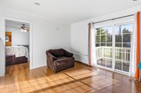 78 High Point Place, Bradley, ME 04411