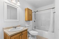 78 High Point Place, Bradley, ME 04411