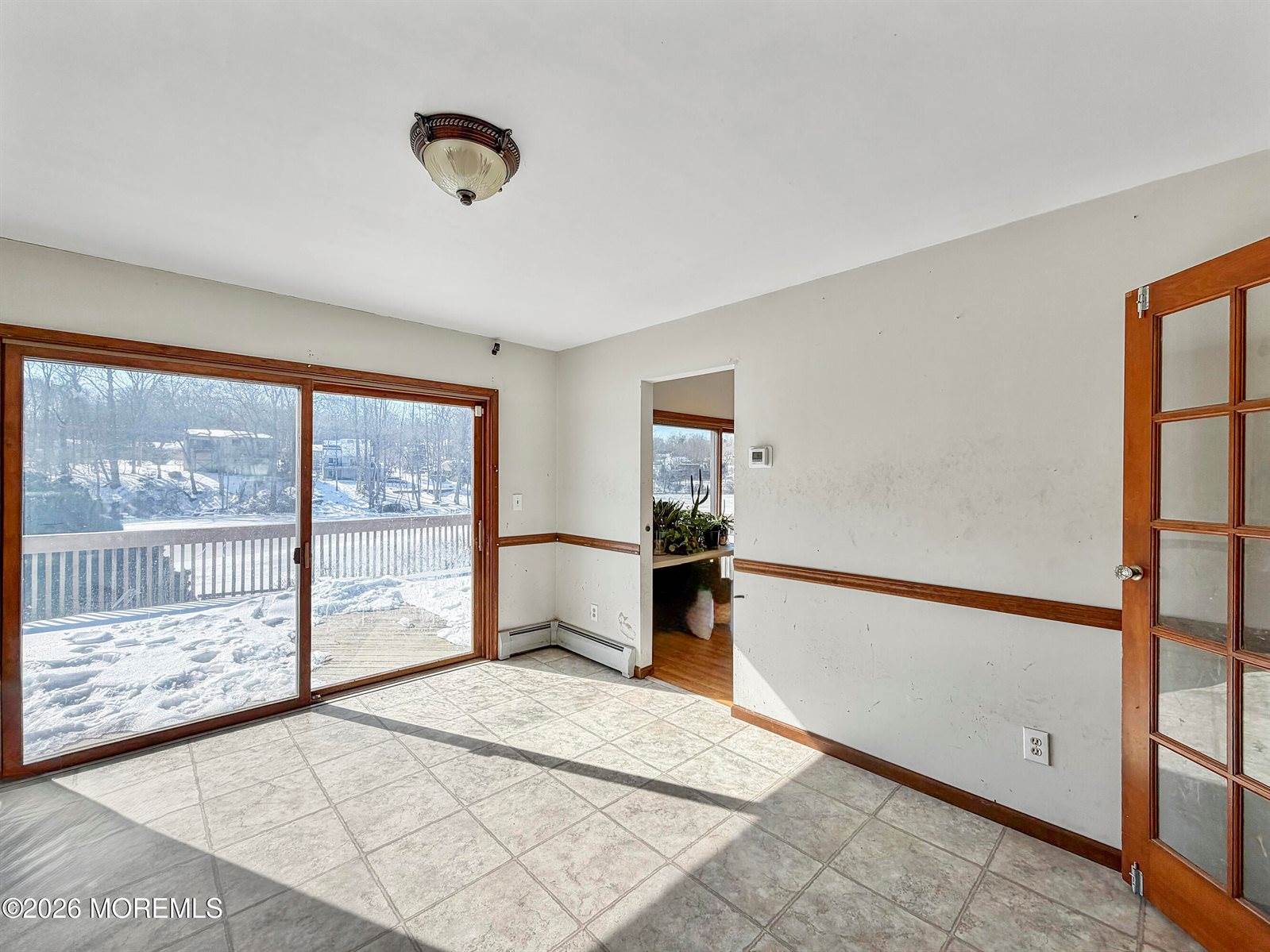 53 North Lakeside Avenue, Jackson, NJ 08527