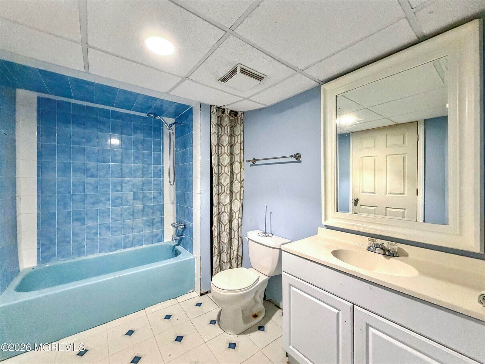 53 North Lakeside Avenue, Jackson, NJ 08527