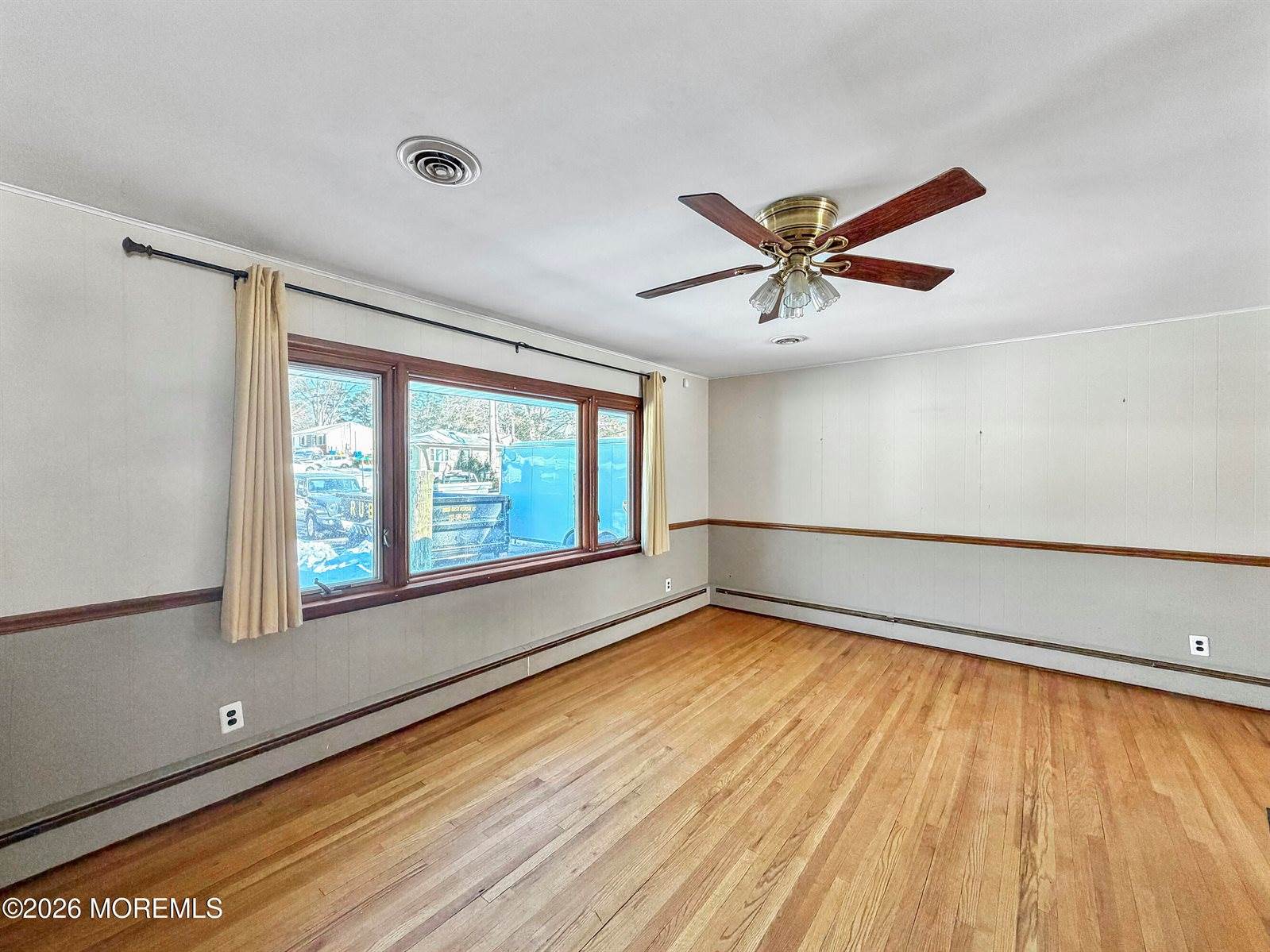 53 North Lakeside Avenue, Jackson, NJ 08527