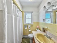 53 North Lakeside Avenue, Jackson, NJ 08527