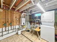 53 North Lakeside Avenue, Jackson, NJ 08527