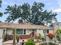 53 North Lakeside Avenue, Jackson, NJ 08527