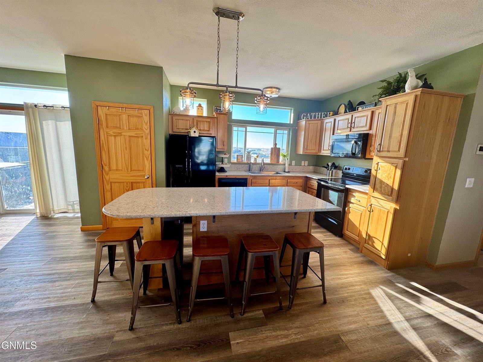 14088 Southview Drive, Williston, ND 58801