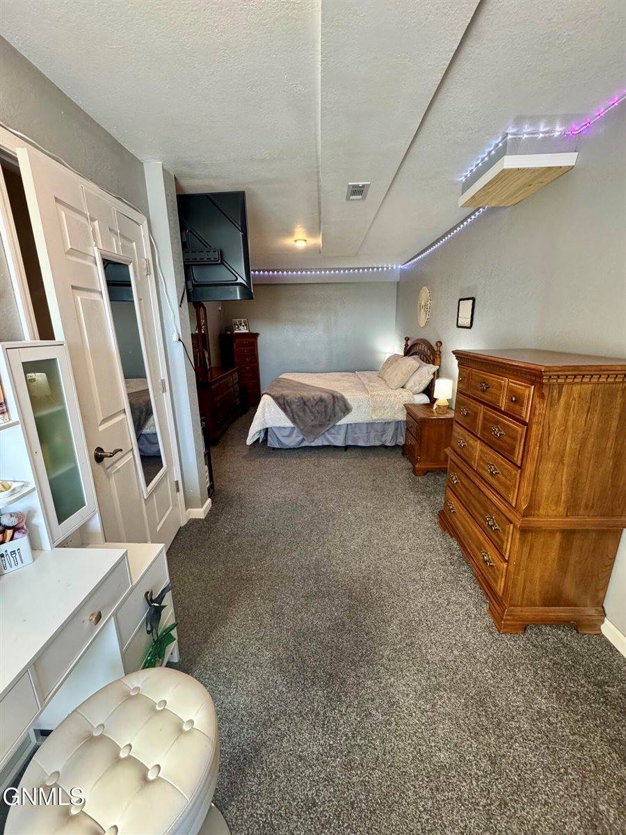 14088 Southview Drive, Williston, ND 58801