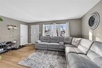 5720 W Thurston AVENUE, Milwaukee, WI 53218