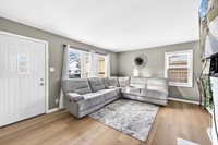 5720 W Thurston AVENUE, Milwaukee, WI 53218