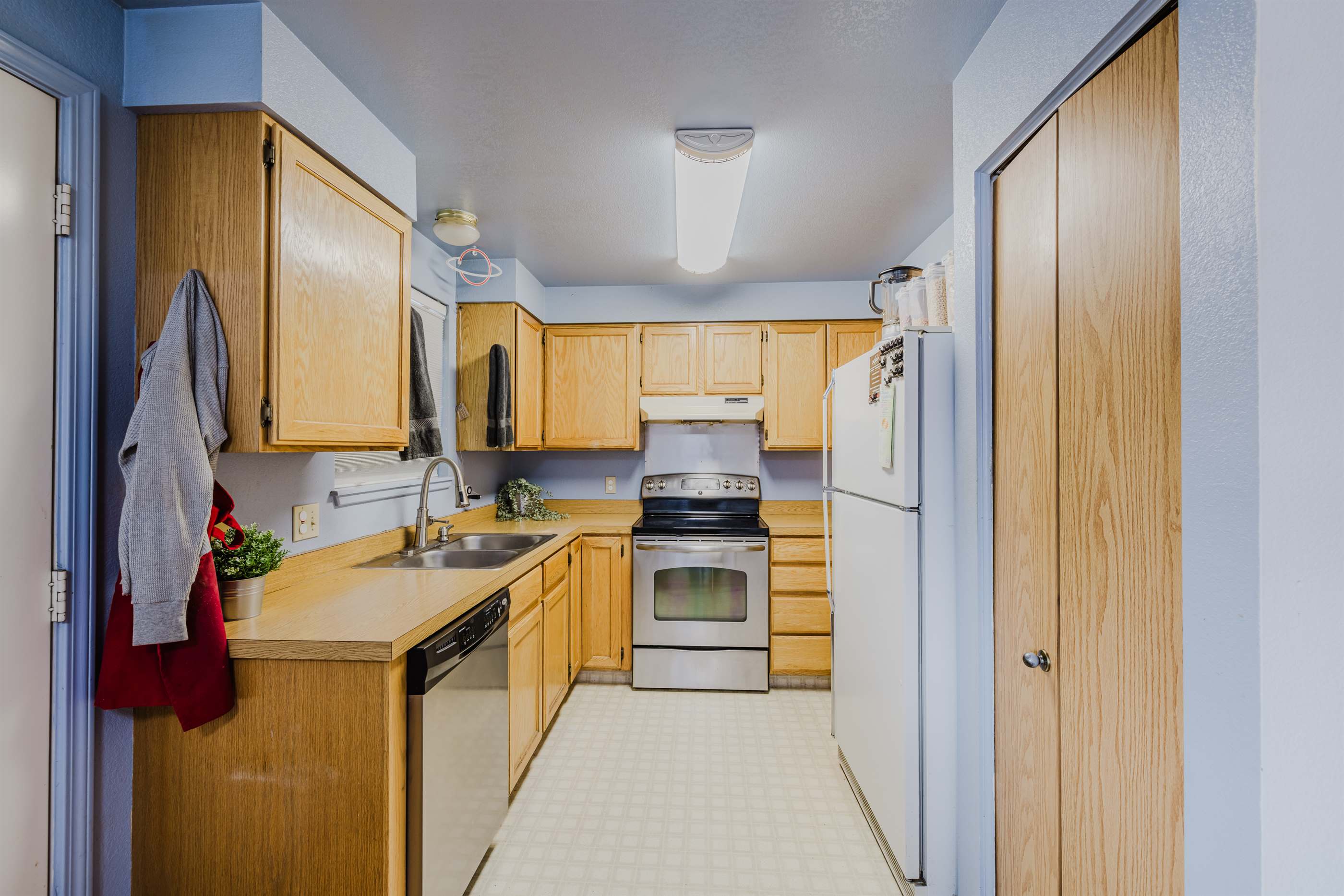 229 Glenvista Dr., Springs Creek, NV 89815