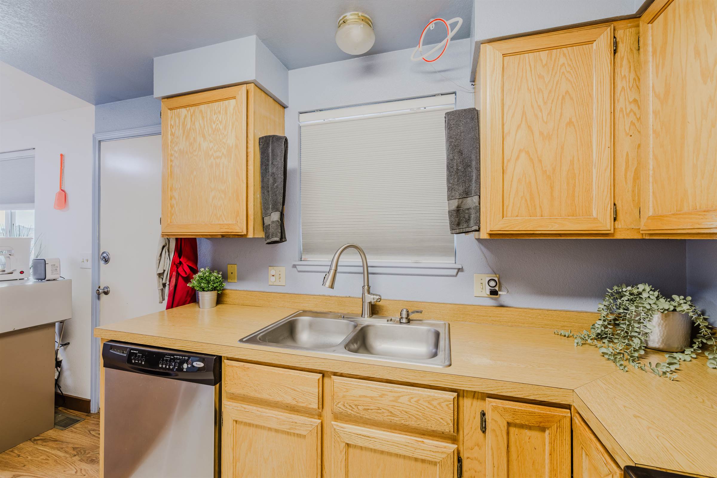 229 Glenvista Dr., Springs Creek, NV 89815