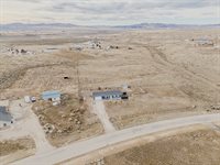 229 Glenvista Dr., Springs Creek, NV 89815