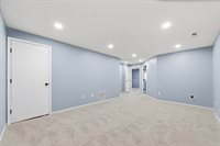 1018-1020 E Karla Ct, Haysville, KS 67060