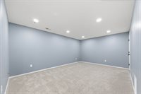 1018-1020 E Karla Ct, Haysville, KS 67060