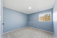 1018-1020 E Karla Ct, Haysville, KS 67060