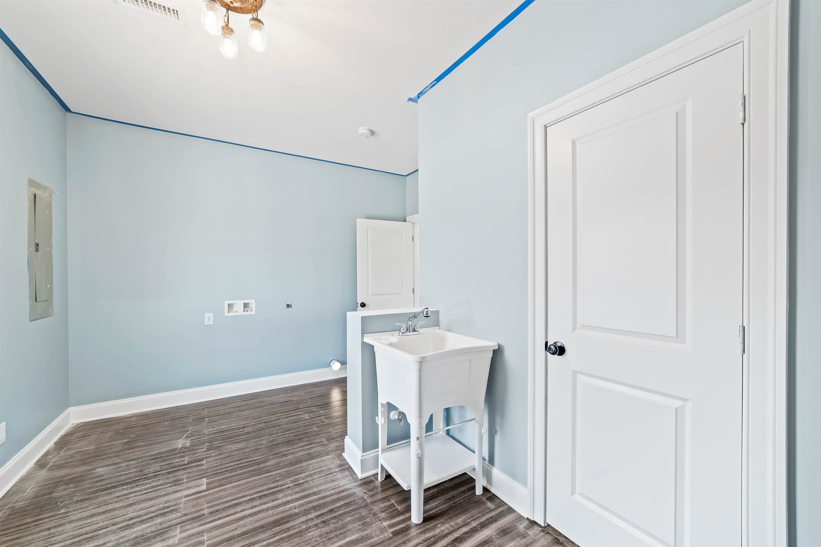 000 Haymakertown Rd, Troutville, VA 24175