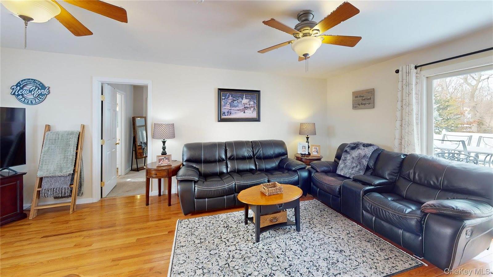 214 Avenue A, Brookhaven, NY 11779