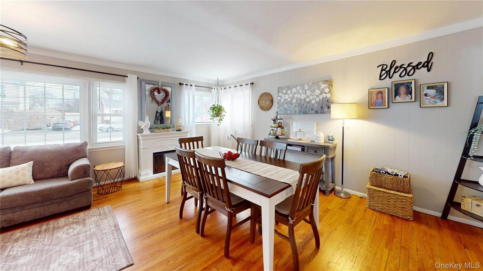 214 Avenue A, Brookhaven, NY 11779