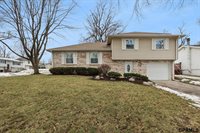 5330 South 105Th Street, Omaha, NE 68127
