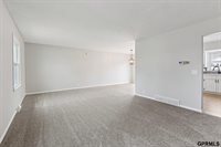 5330 South 105Th Street, Omaha, NE 68127