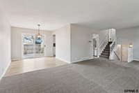 5330 South 105Th Street, Omaha, NE 68127