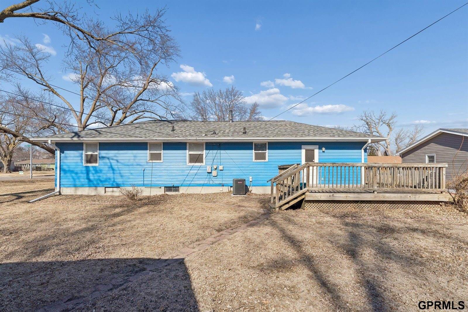 8539 Hamilton Street, Omaha, NE 68114