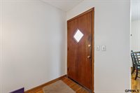 8539 Hamilton Street, Omaha, NE 68114