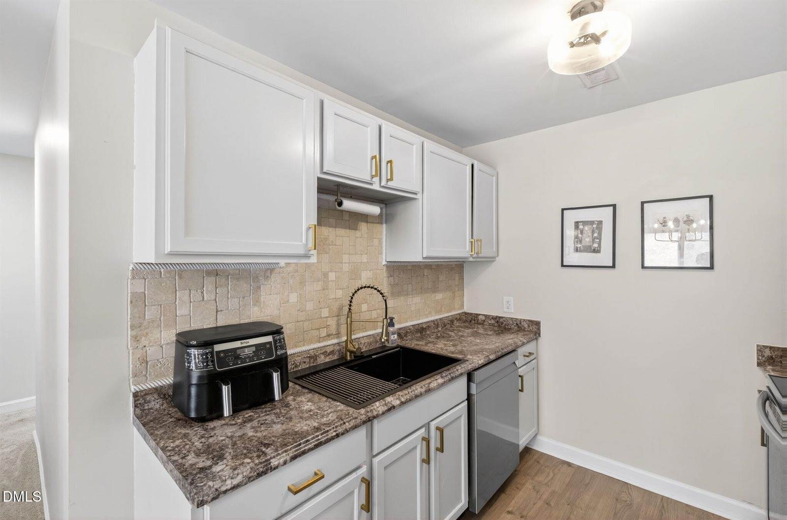 2708 Plainsfield Circle, Raleigh, NC 27610