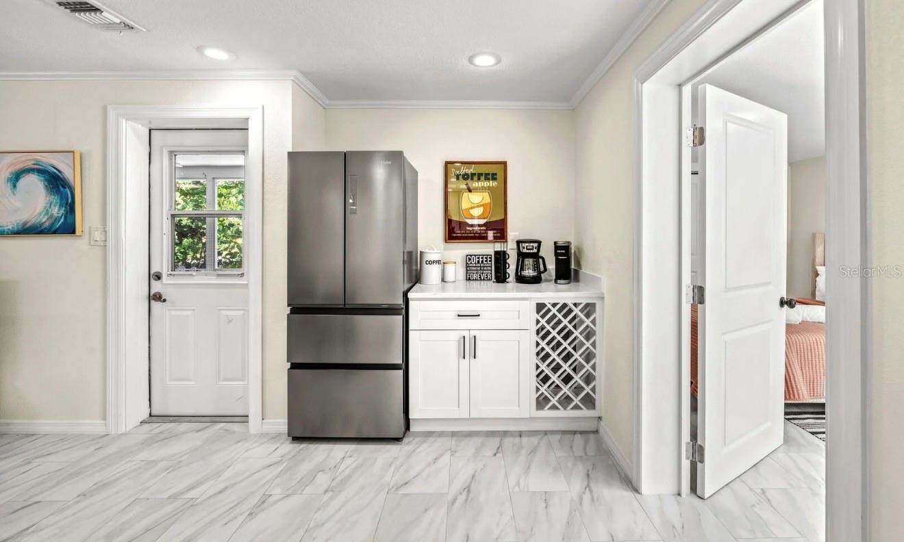 578 Companion Way, Longboat Key, FL 34228