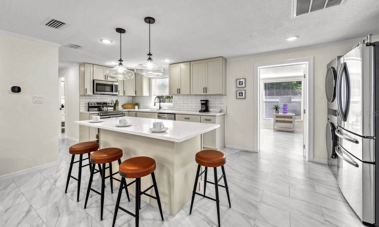 578 Companion Way, Longboat Key, FL 34228