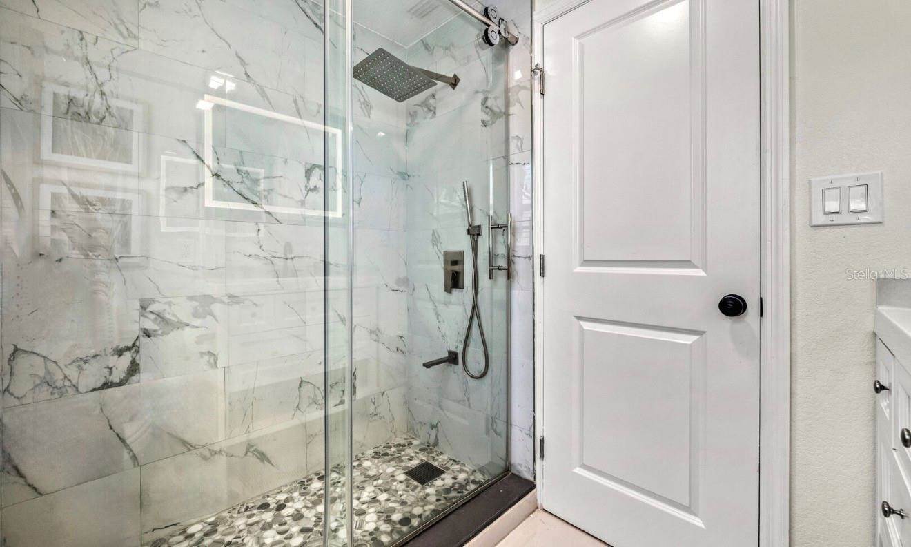 578 Companion Way, Longboat Key, FL 34228