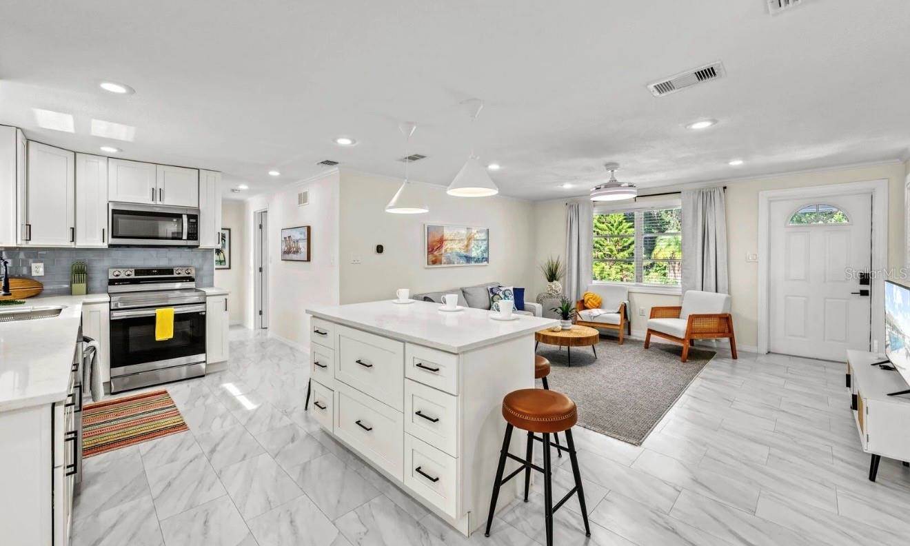 578 Companion Way, Longboat Key, FL 34228