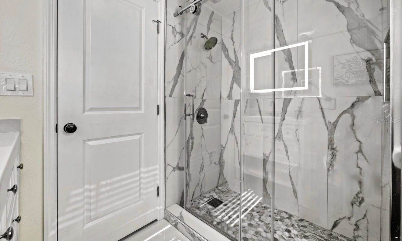 578 - 580 Companion Way, Longboat Key, FL 34228