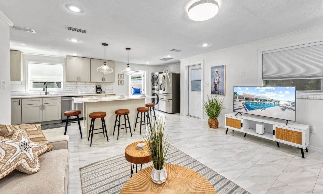 578 - 580 Companion Way, Longboat Key, FL 34228