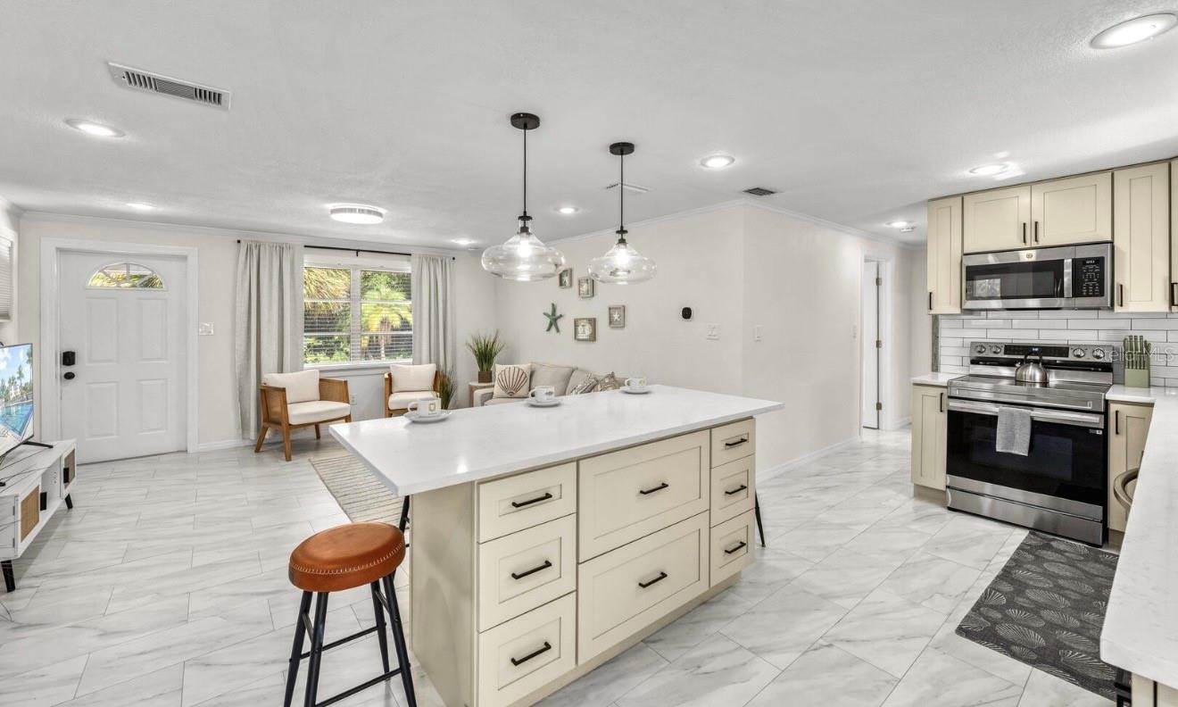 578 - 580 Companion Way, Longboat Key, FL 34228