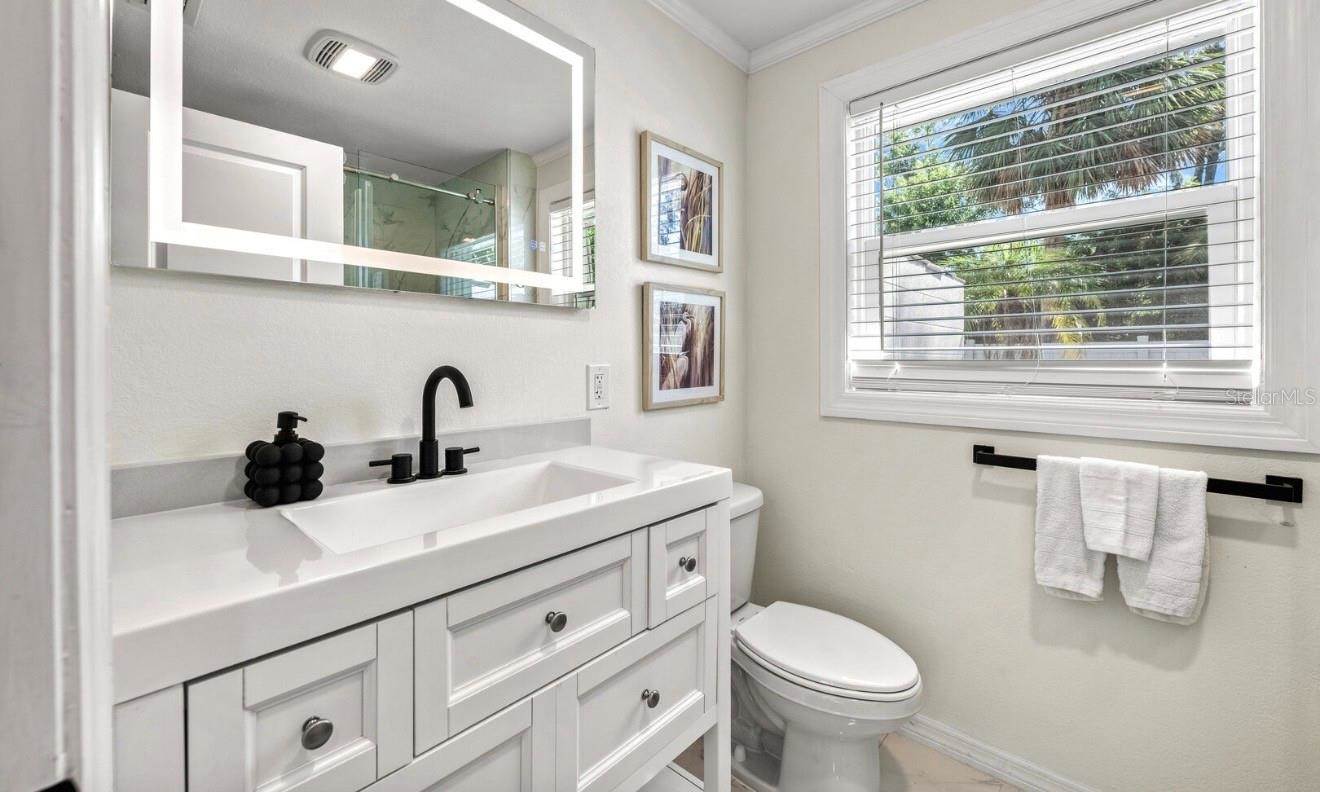 578 - 580 Companion Way, Longboat Key, FL 34228