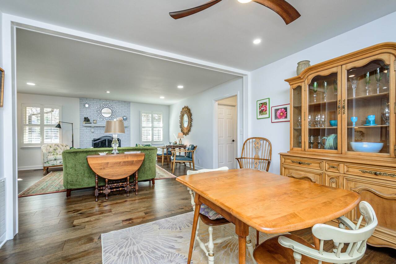 355 Mockingbird Drive, Hendersonville, NC 28792