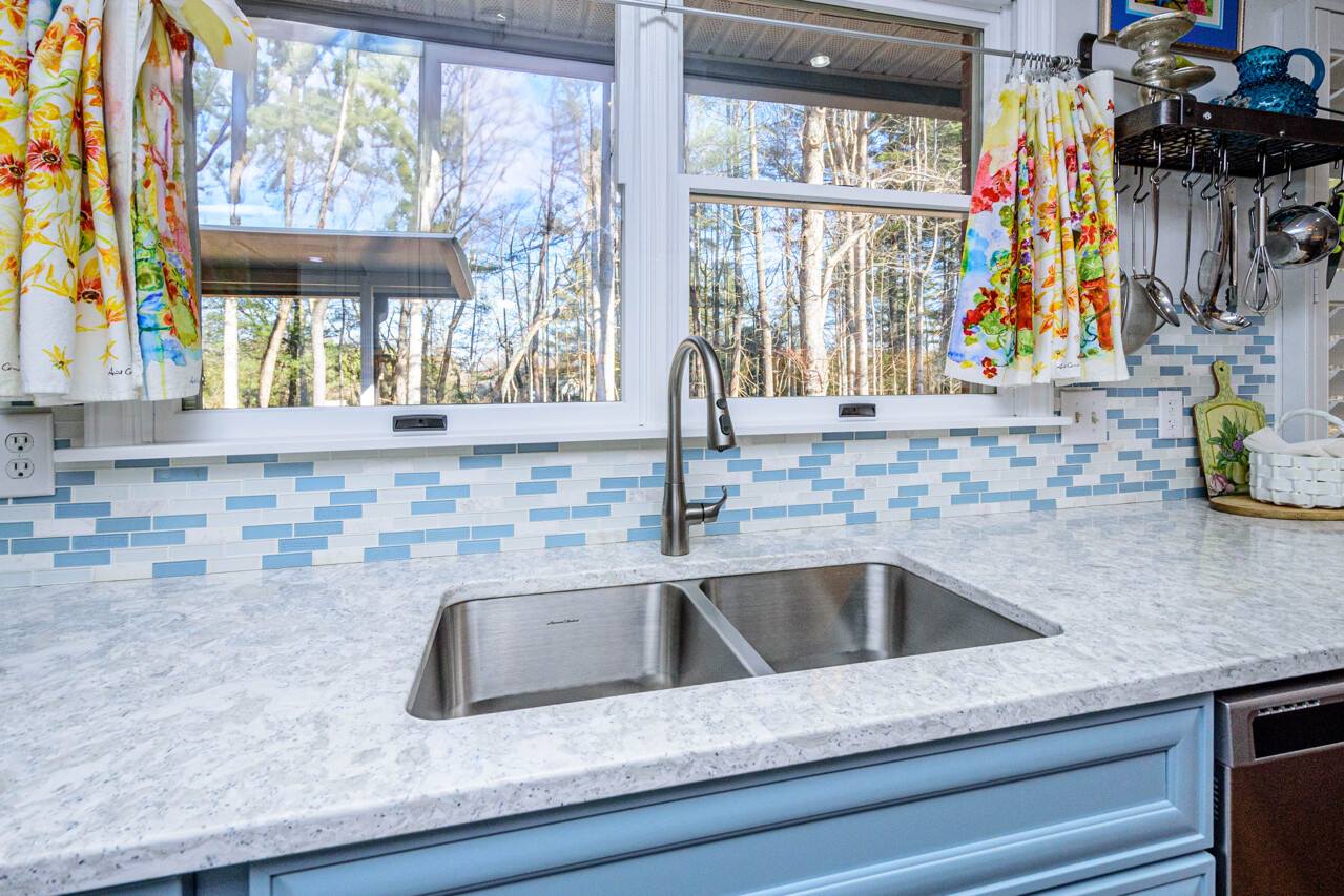 355 Mockingbird Drive, Hendersonville, NC 28792