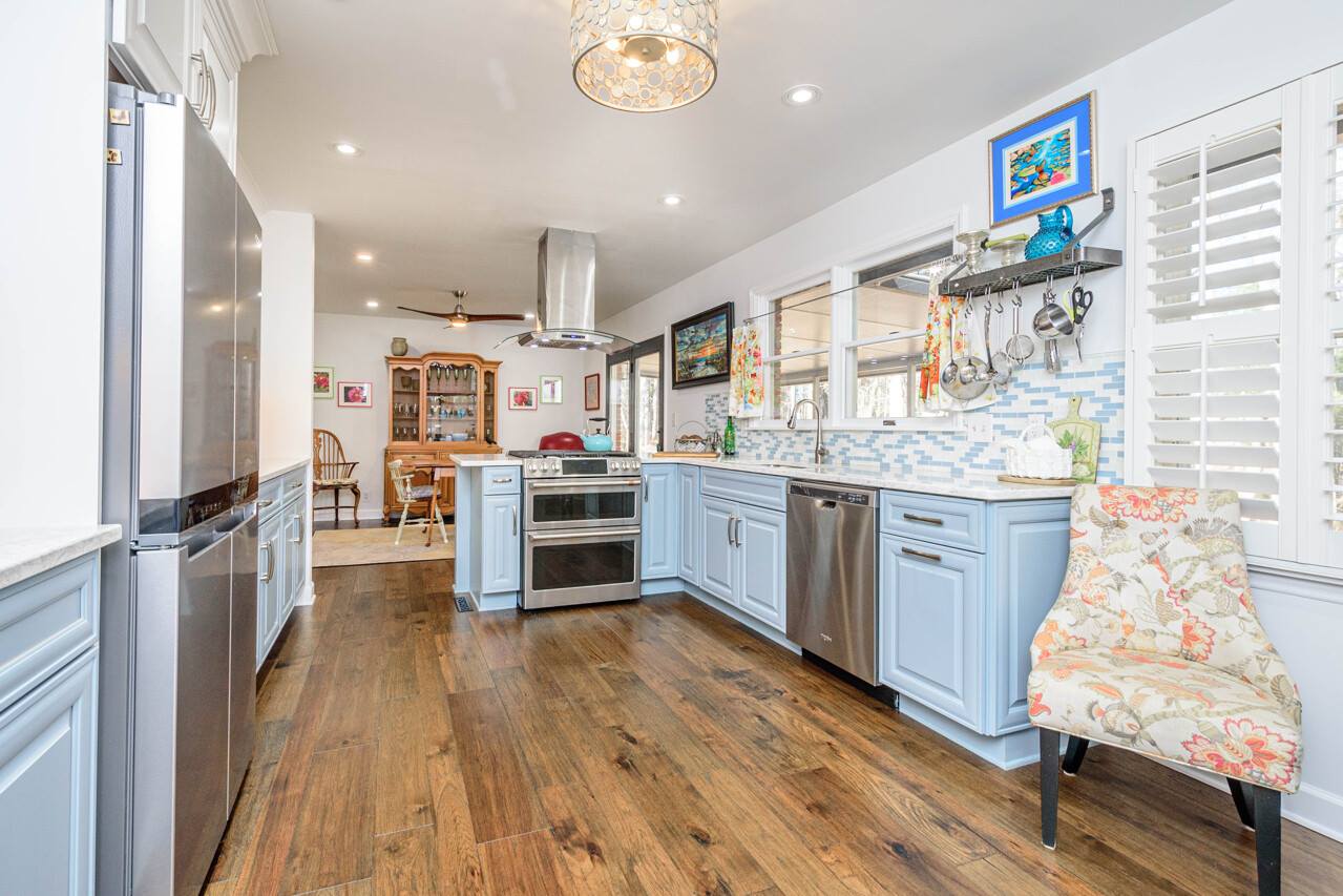 355 Mockingbird Drive, Hendersonville, NC 28792