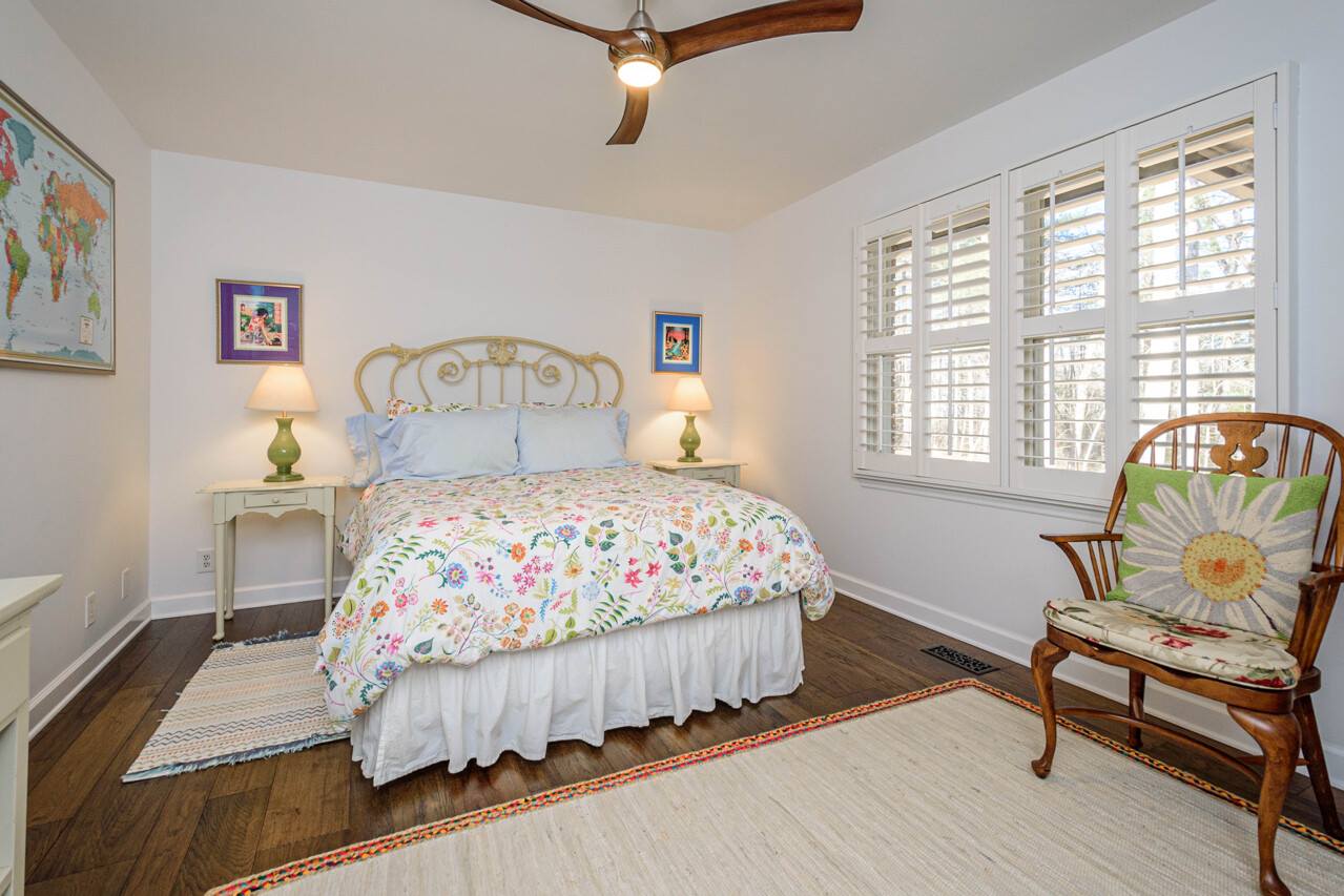 355 Mockingbird Drive, Hendersonville, NC 28792