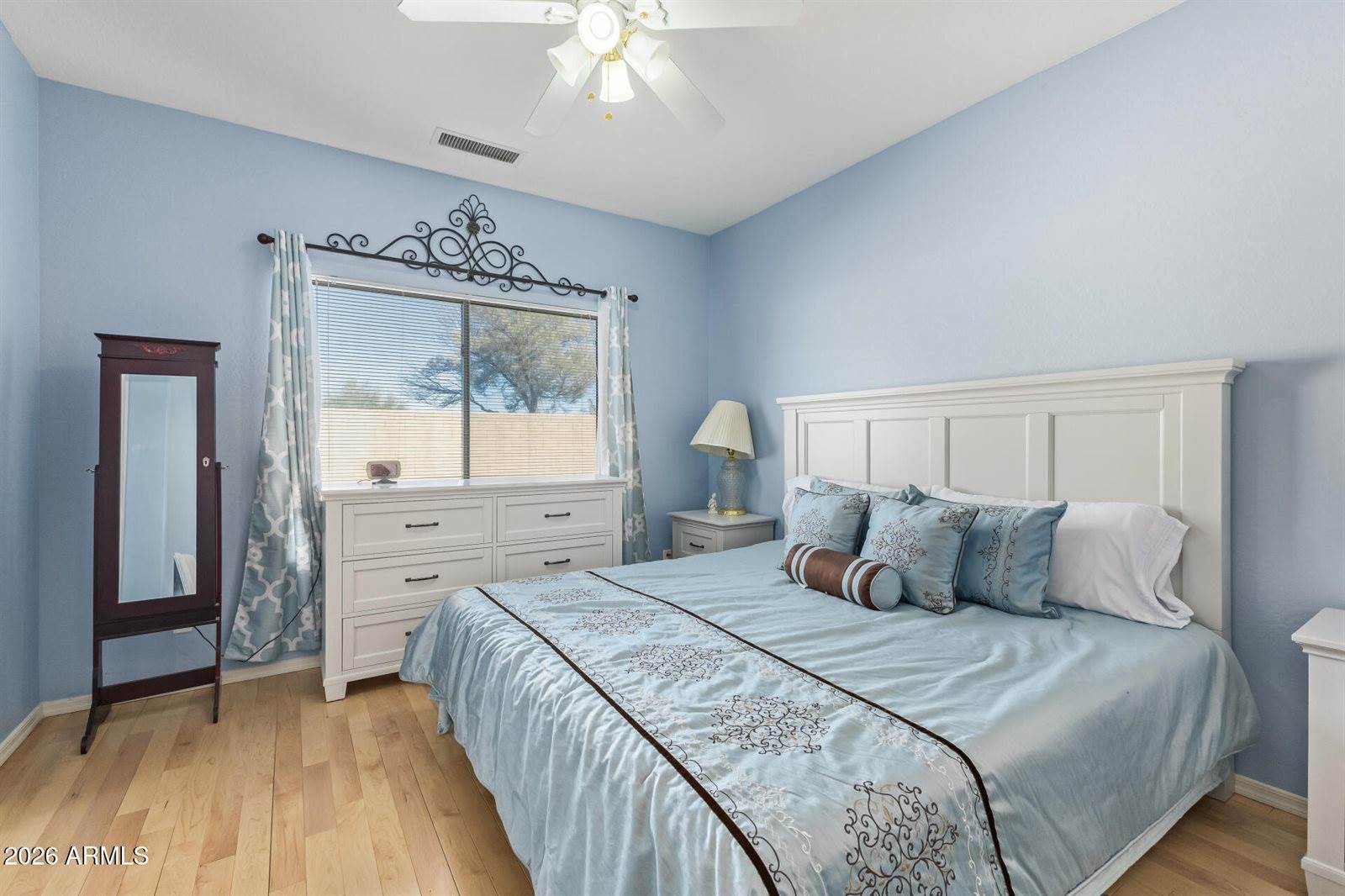 10144 East Knowles Avenue, Mesa, AZ 85209